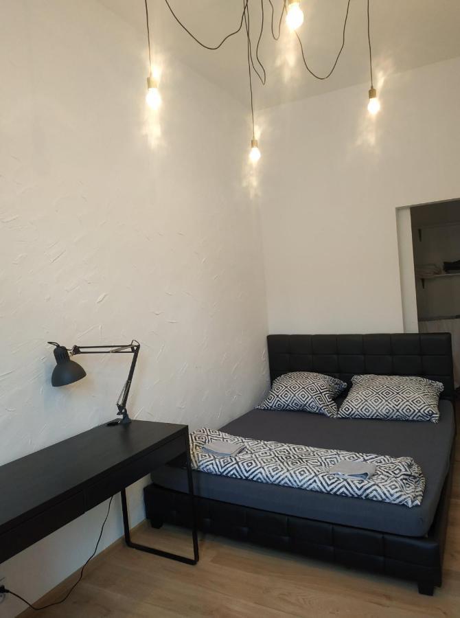 Bright Loft-Style Flat Piotrkowska Centrum - 24H Check-In Łódź Buitenkant foto