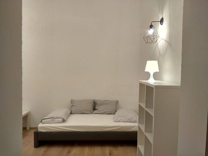 Bright Loft-Style Flat Piotrkowska Centrum - 24H Check-In Łódź Buitenkant foto